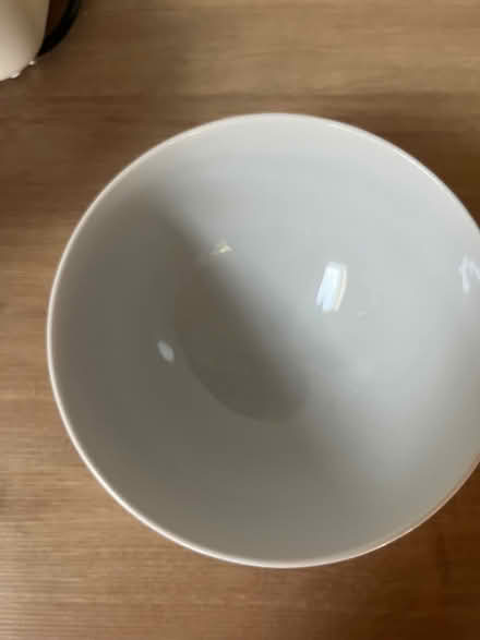 Photo of free Plain white soup/breakfast bowls (TA18) #2