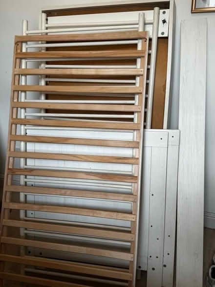 Photo of free Baby Cot (Avenham PR1) #2