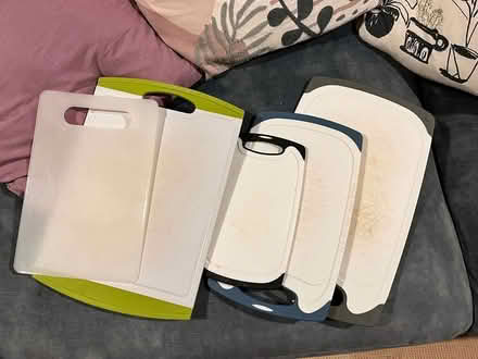 Photo of free Plastic chopping boards (Kennington, Oxford, OX1) #1