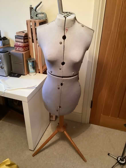 Photo of free Dressmakers manakin (Felindre LD3) #1