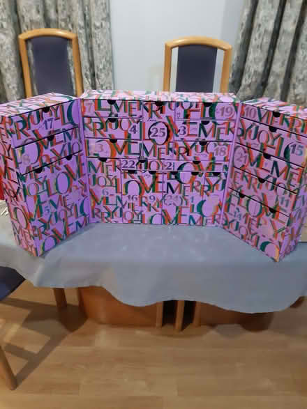Photo of free Empty Beauty and Cosmetics Advent Calendar (Great Mole Wood SG14) #2