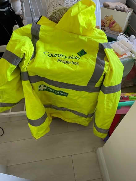 Photo of free High viz jacket (RH12) #1
