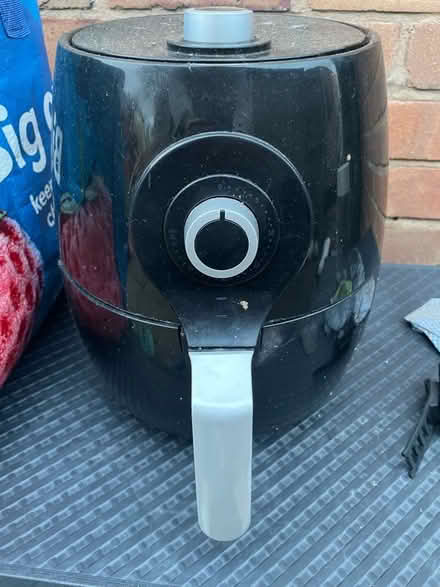 Photo of free Air fryer (Radbrook Green SY3) #1