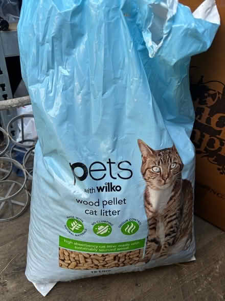 Photo of free Wood pellet cat litter (New Marston OX3) #1