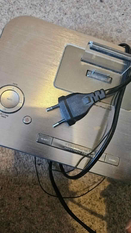 Photo of free Radio/iPod docking (Cheshunt EN8) #2