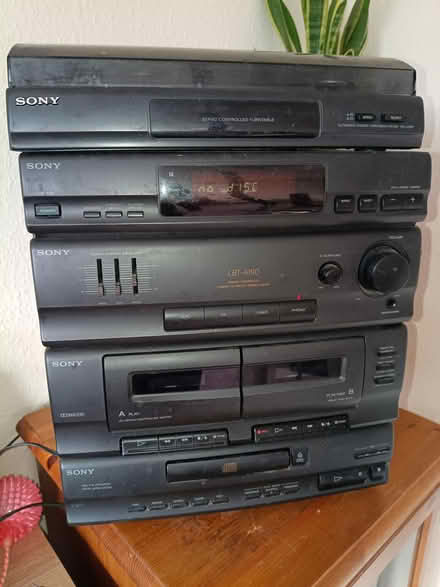 Photo of free hi-fi stereo (Broad Fields, EX2) #1