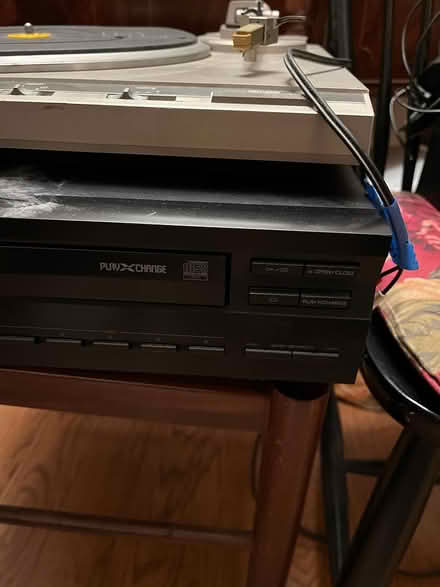 Photo of free Stereo Equipment (UES) #3