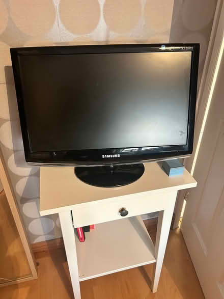 Photo of free 20” Samsung TV (Lucan) #1
