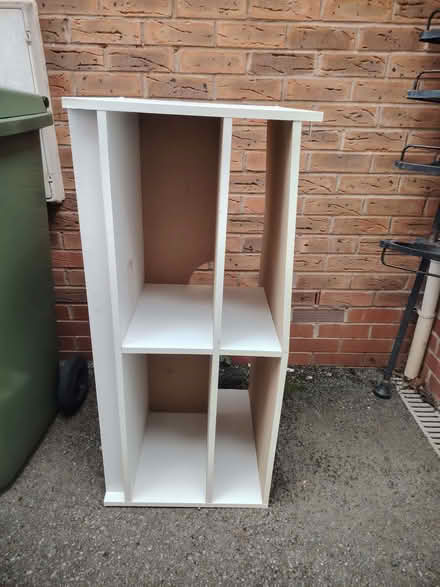 Photo of free White wooden storage shelf/TV stand unit (Stratford-upon-Avon CV37) #1