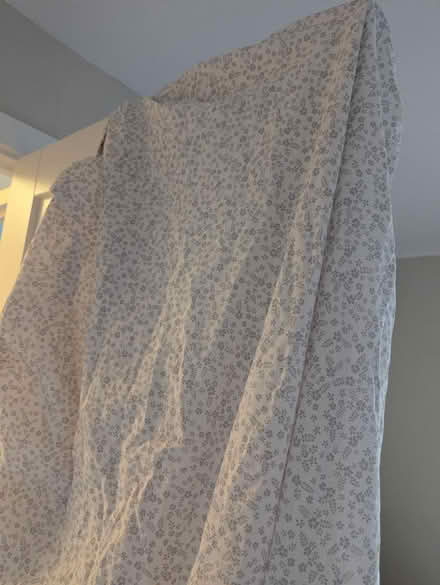 Photo of free 2 Clean Single bed sheets (AL1 Fleetville) #1