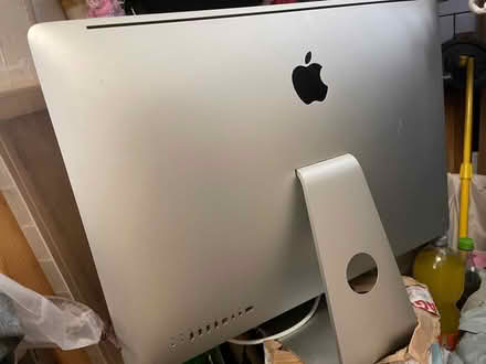 Photo of free 2011 27inch IMAC (TN39) #4