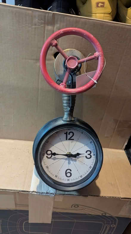 Photo of free Industrial style clock (Malvern Link WR14) #1
