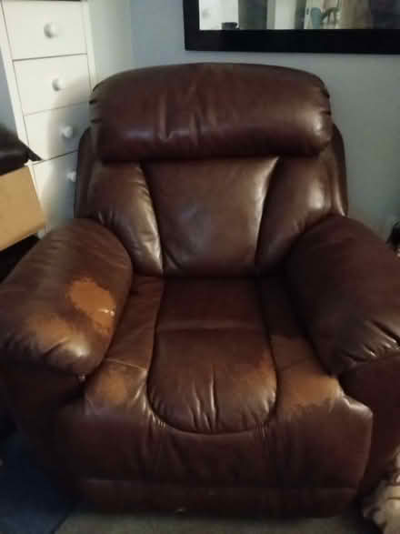 Photo of free Single electric recliner an Manual double (Little Chicksands SG17) #1