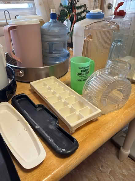 Photo of free Pitchers, thermos, kitchen items (20746) #1