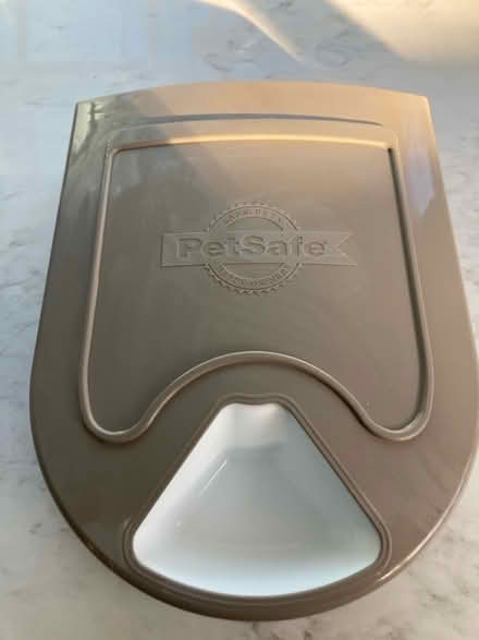 Photo of free Automatic cat feeder (Poole) #1