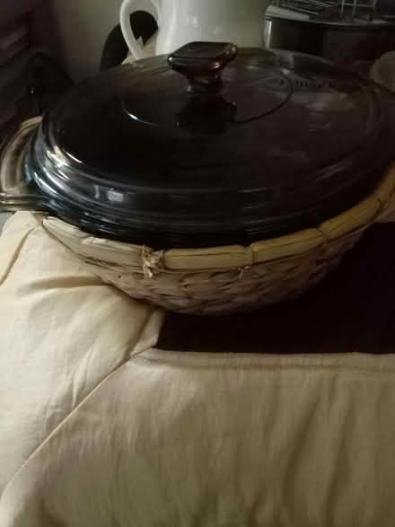 Photo of free Glass casserole dish with basket (Tonbridge TN9) #2