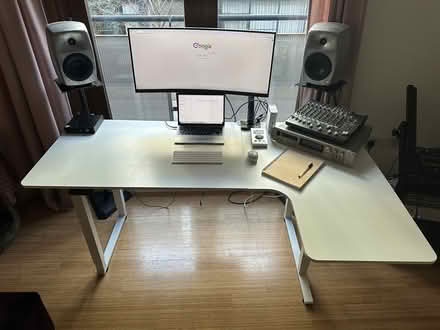 Photo of free Standing desk (Shoreditch E2) #2