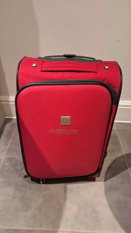 Photo of free Small travel suitcase (South Wimbledon / Merton SW19) #1