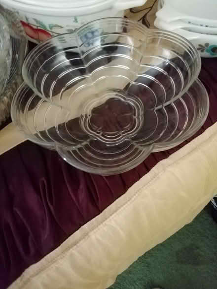 Photo of free Variety of fruit/trifle bowls (Tonbridge TN9) #2