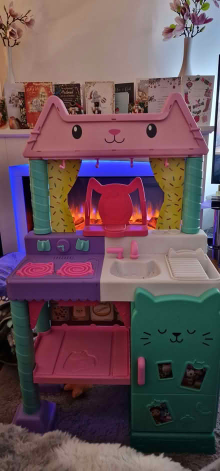Photo of free GABBYS doll house kitchen (Tooting SW17) #1