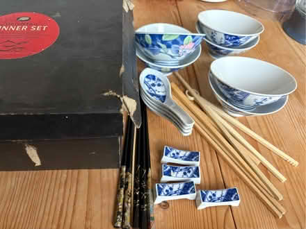 Photo of free oriental dinner set (Bents Green S11) #1