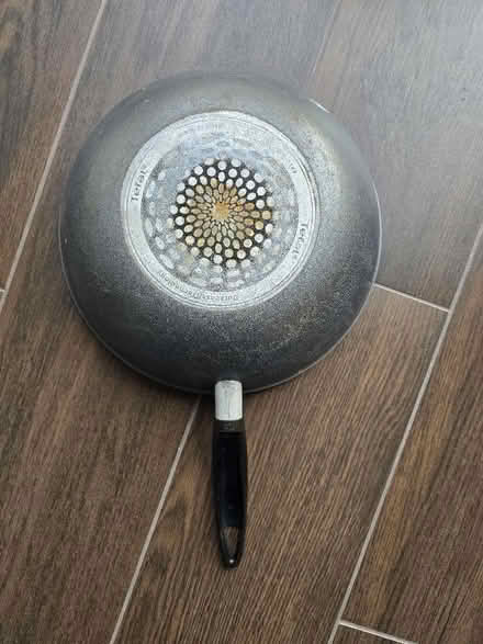 Photo of free Tefal frying pan (Panshanger AL7) #2