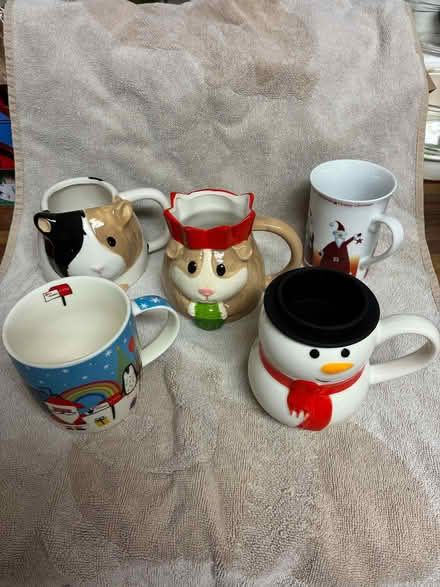 Photo of free Christmas-themed mugs (Chippenham SN15) #1