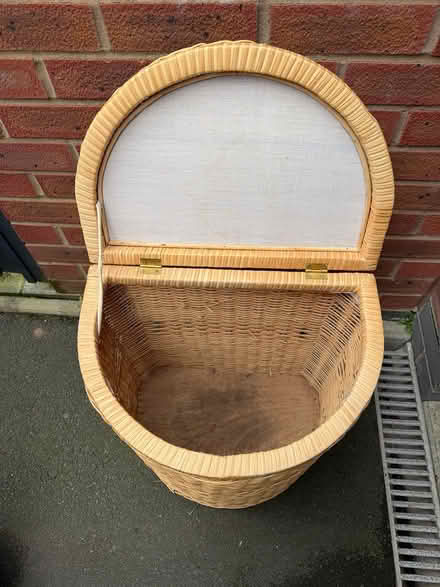 Photo of free Wicker basket (Wolverhampton WV10) #4