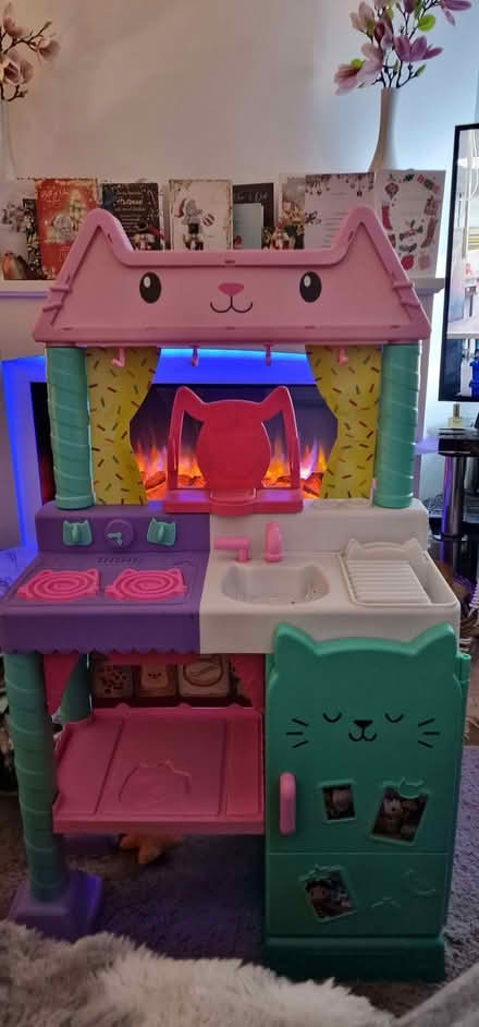 Photo of free GABBYS doll house kitchen (Tooting SW17) #2