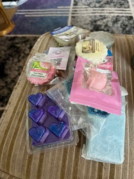 Photo of free Wax melts (Ipswich IP2) #1