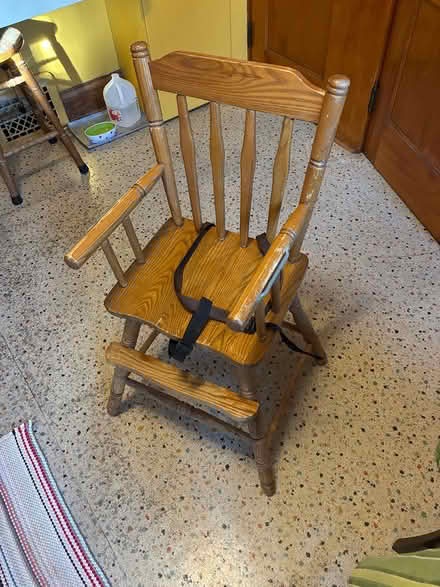 Photo of free antique high chair (Washington Heights) #1