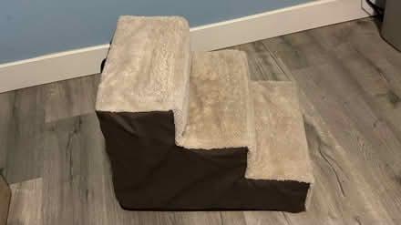 Photo of free Pet stairs (Near monument Blvd, Concord) #1