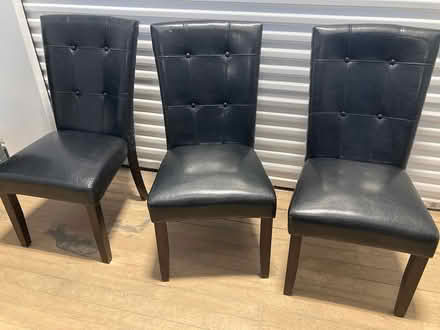 Photo of free Large kitchen table 3 chairs (Near holy cross in Worcester) #4
