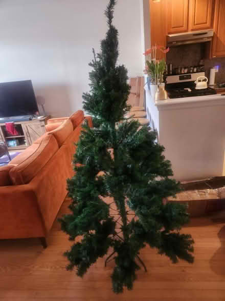 Photo of free 5 FEET synthetic christmas tree (Dyker Heights) #2