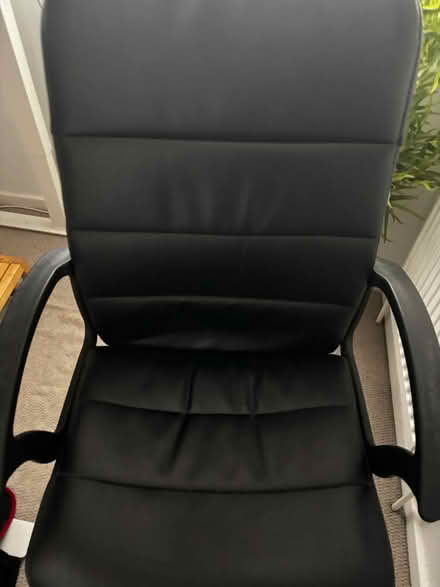 Photo of free Office chair (Park street, AL2) #3