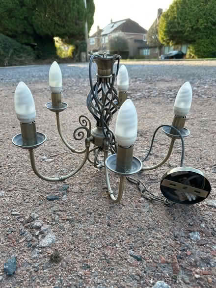 Photo of free Pendant light (Beaconsfield HP9 1) #1