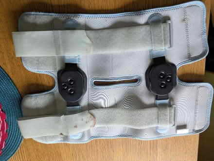Photo of free adjustable knee brace (SL00RX) #4