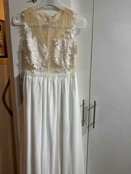 Photo of free Wedding Dress (DA11) #1