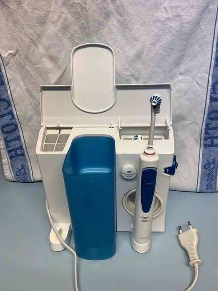 Photo of free Oral B (Ringwood BH24) #1