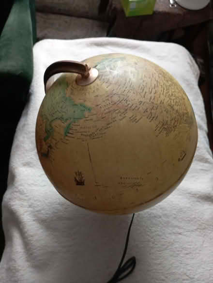 Photo of free Globe (Top Amersham HP6) #2