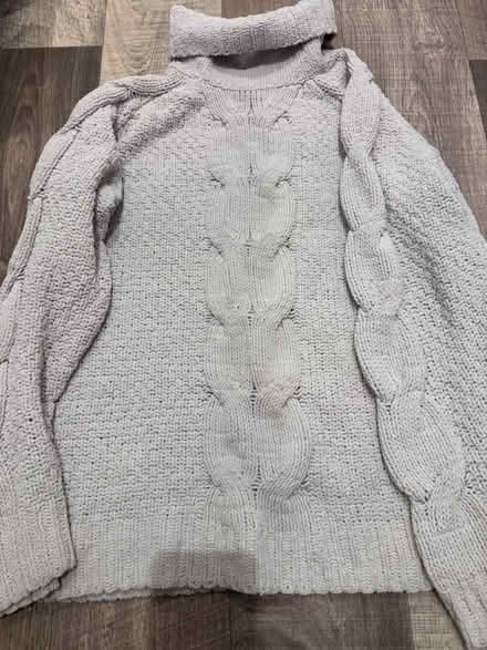 Photo of free Jumper (GL3) #1