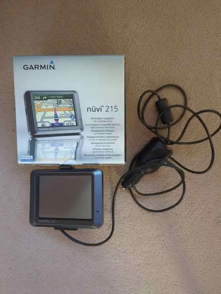 Photo of free Garmin nuvi 215 sat nav (IG4) #1