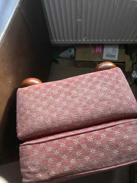 Photo of free Poufe (Hp2 4ef) #1