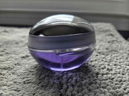 Photo of free Ultraviolet perfume (Laurel) #2