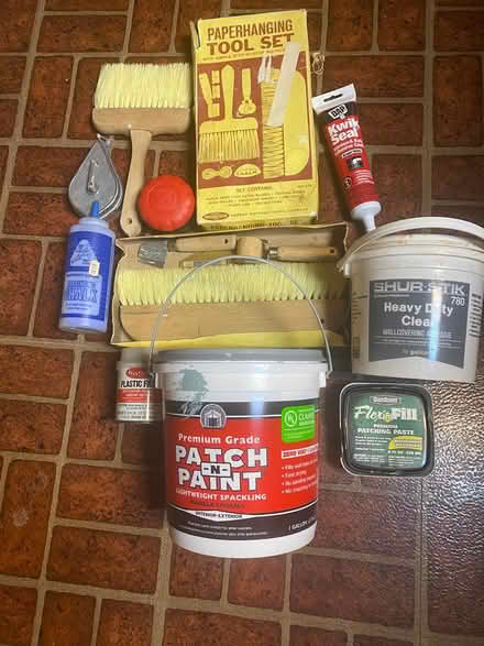 Photo of free Wallpaper Removal (East side of Columbia) #1