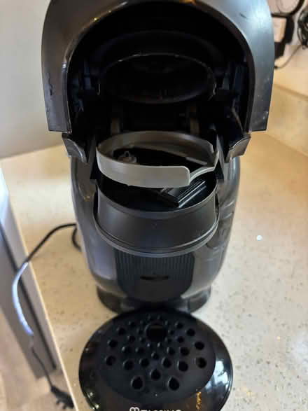 Photo of free Bosch Tassimo coffee machine (Twyford RG10) #2