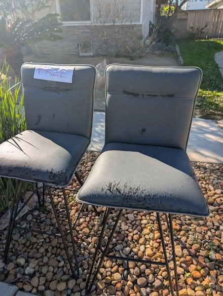 Photo of free counter stools (Allied Gardens) #2