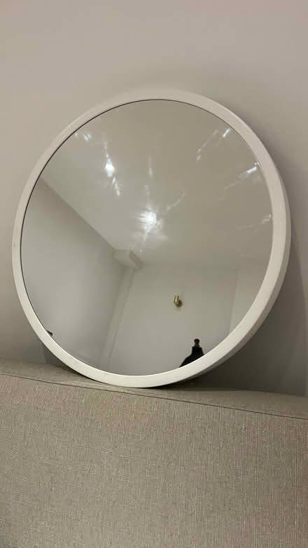 Photo of free White Mirror (Holland Park W11) #1