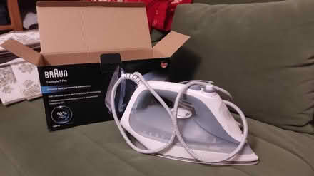 Photo of free Braun iron (Orchard Brae/Comely Bank EH4) #1