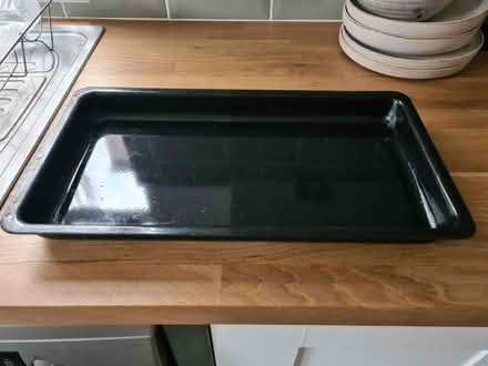 Photo of free Enamelled oven tray (Chorlton M21) #1